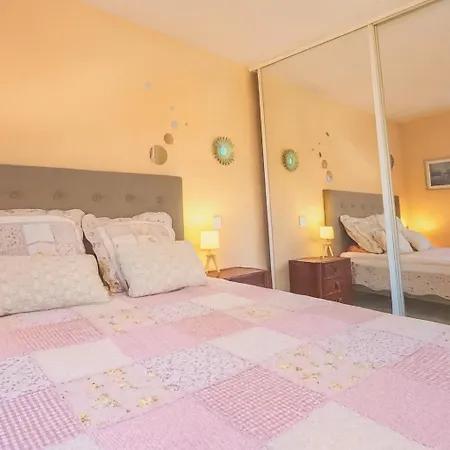 Apartmán Lumineux Avec Terrasse & Piscine